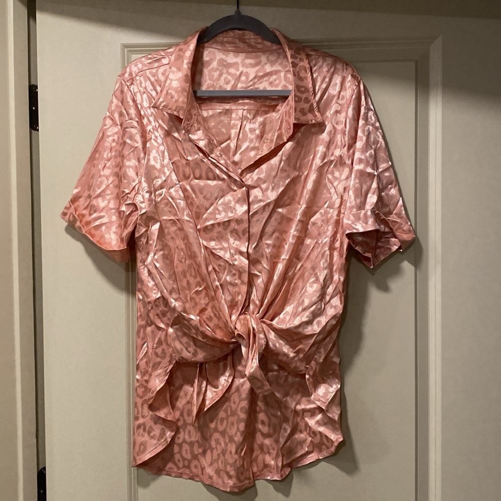 Women’s Blouse